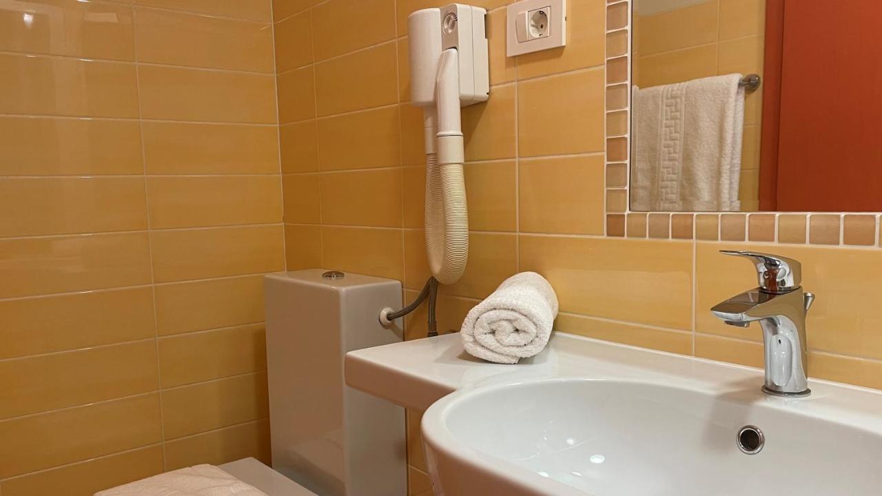 Madonca Rooms & Restaurant Нова-Горица Экстерьер фото