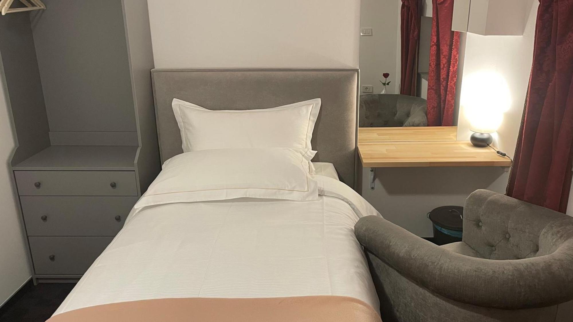 Madonca Rooms & Restaurant Нова-Горица Экстерьер фото